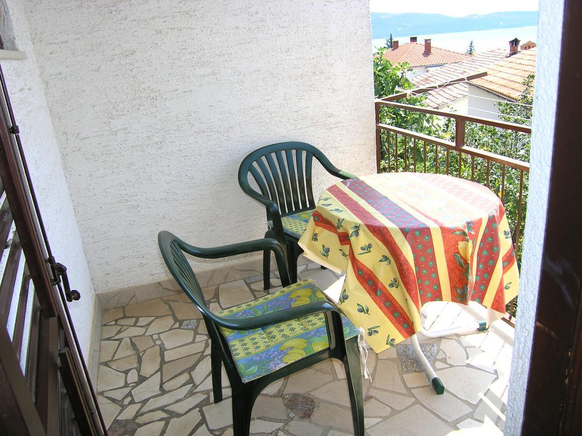 Apartman Braut Krk Town Exterior foto